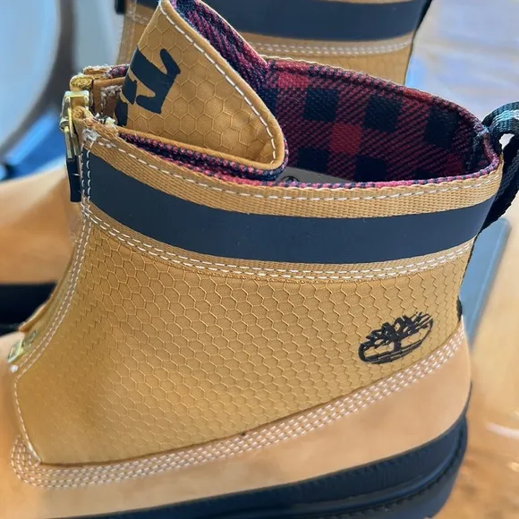 NEW Timberland Women’s Boots