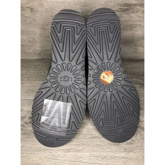 NEW UGG WOMEN'S CLASSIC FEMME ZIP MINI GREY / GRAY ANKLE BOOTS SIZE 11 1117535
