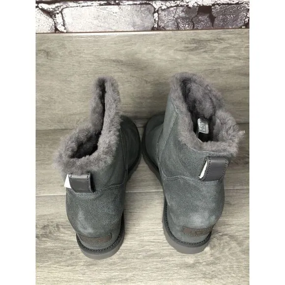 NEW UGG WOMEN'S CLASSIC FEMME ZIP MINI GREY / GRAY ANKLE BOOTS SIZE 11 1117535