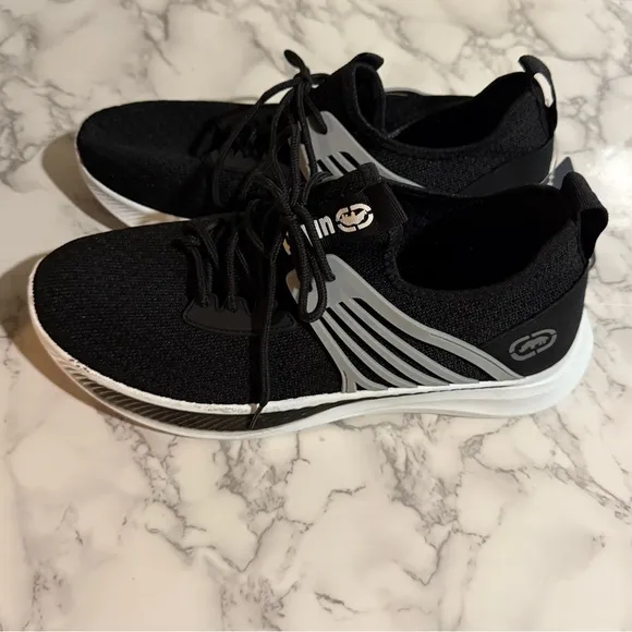 NEW UNLTD Men's Black Athletic Shoes Size 9.5