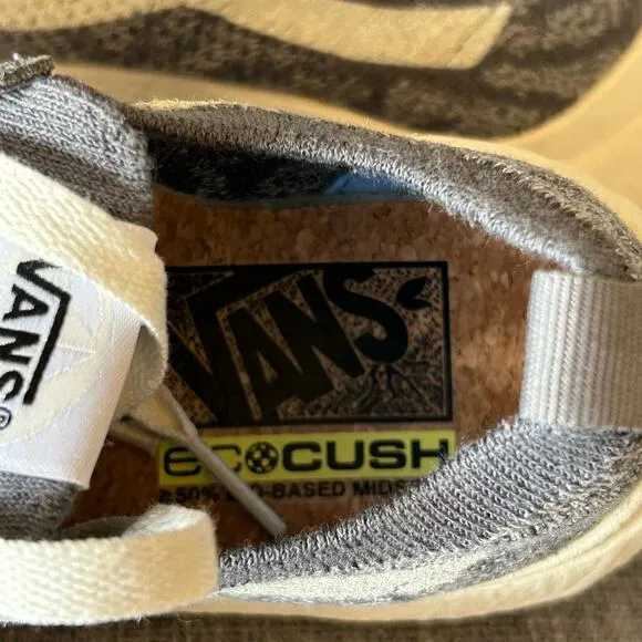 NEW Vans Mens Ultrarange Vr3 Cush Gray Low Top Lace Up Skate Sneaker Shoes 4