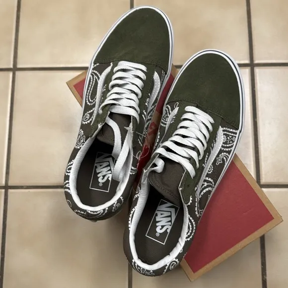 NEW Vans Old Skool Peace Paisley Green Skate Shoes
