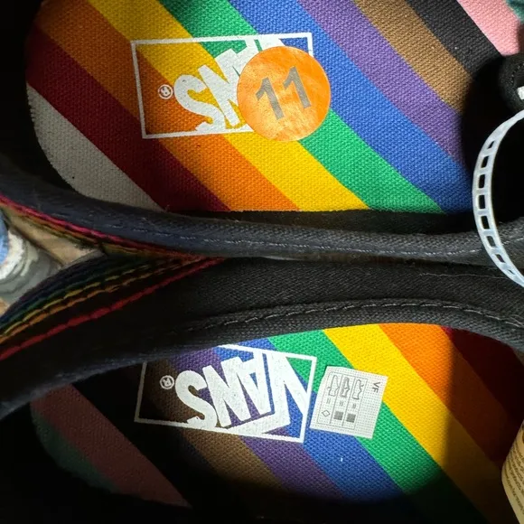 New! Vans Old Skool PRIDE AUTHENTIC SHOES SZ 11