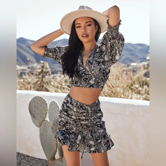 NEW Vici Saguaro Paisley Crop Top &amp; Mini Skirt 2 Piece Matching Coord Dress Set