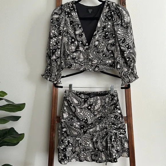 NEW Vici Saguaro Paisley Crop Top &amp; Mini Skirt 2 Piece Matching Coord Dress Set