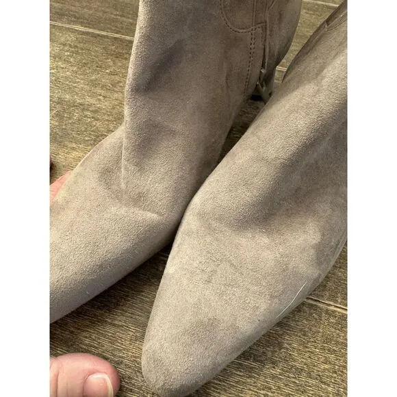 NEW Vince Hela Bootie Light Woodsmoke Suede Size‎ 7.5 Taupe/Grey Boot Heeled