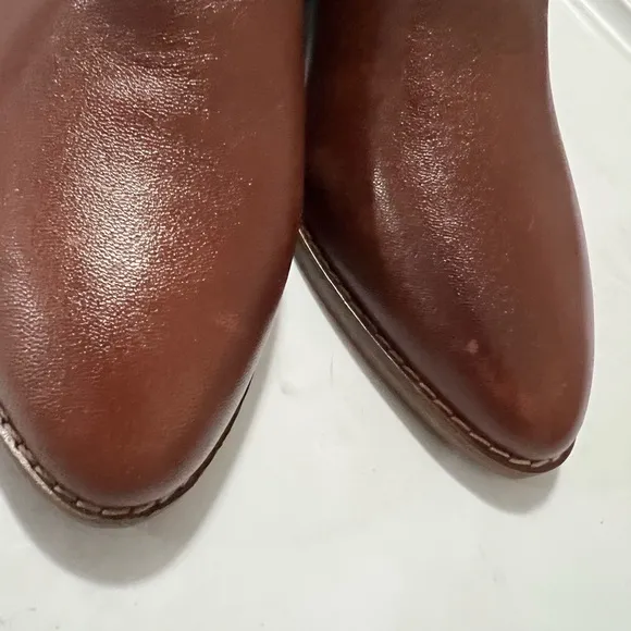 New with out box Lucky Brand Lufti Chelsea Boot in brown sz 7 NEW!