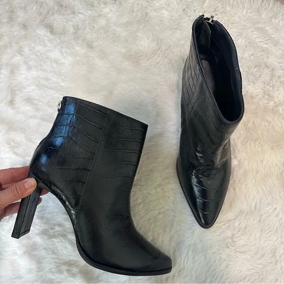 NEW KAANAS cologne croc boot in black 6