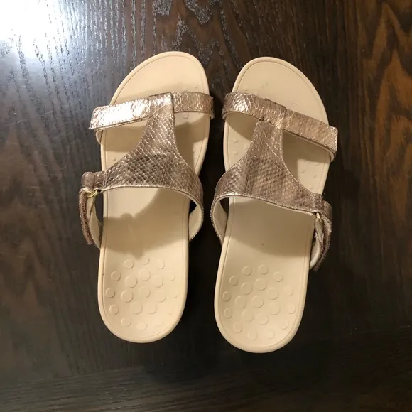 NEW🌟VIONIC Ellie Metallic Snake skin Leather T-Strap Slide Sandals size 8 comfy