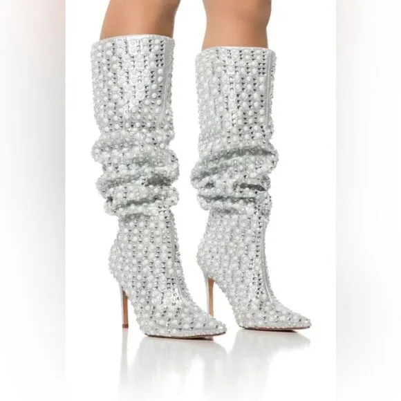 NIB Azalea Wang Lynlee Silver Boot