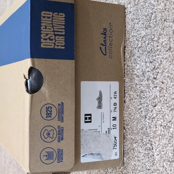 NIB Clarks Brown Slip-Ons with Side Zippers and Padded Collar size 10