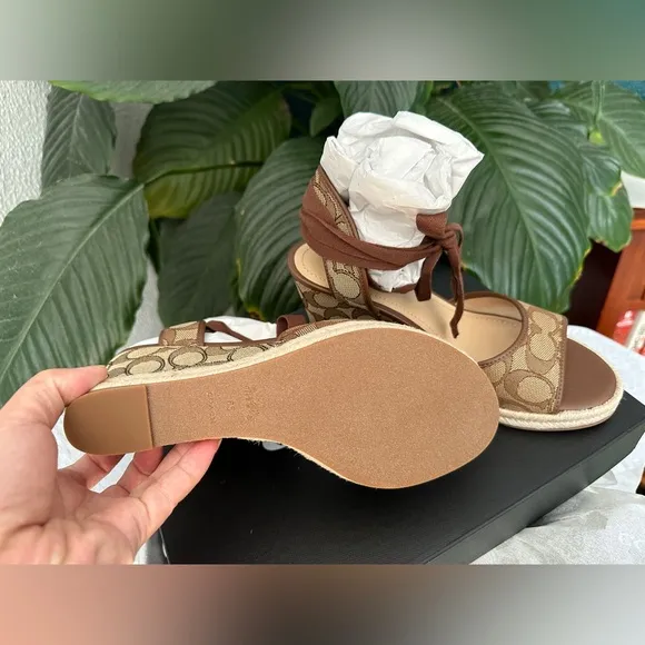 NIB - COACH Women Sandal Patrice - Super Cute &amp;Comfortable - Size 6, 6.5, 7.5 US
