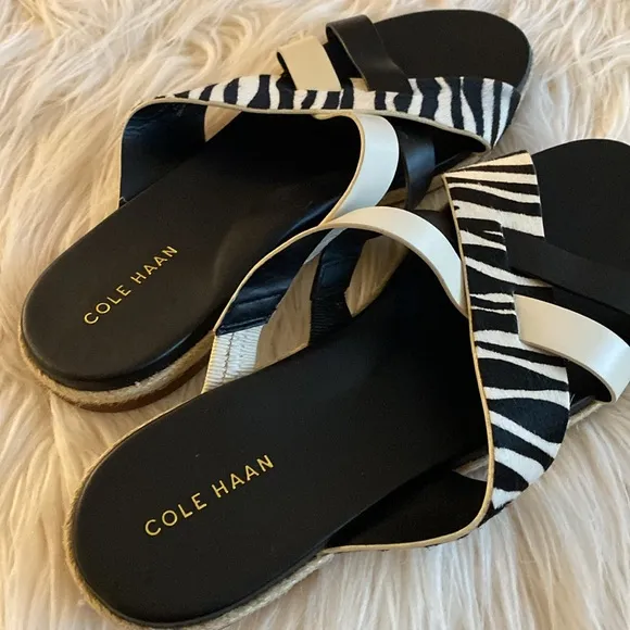 NIB COLE HAAN cowhide leather sandals zebra print