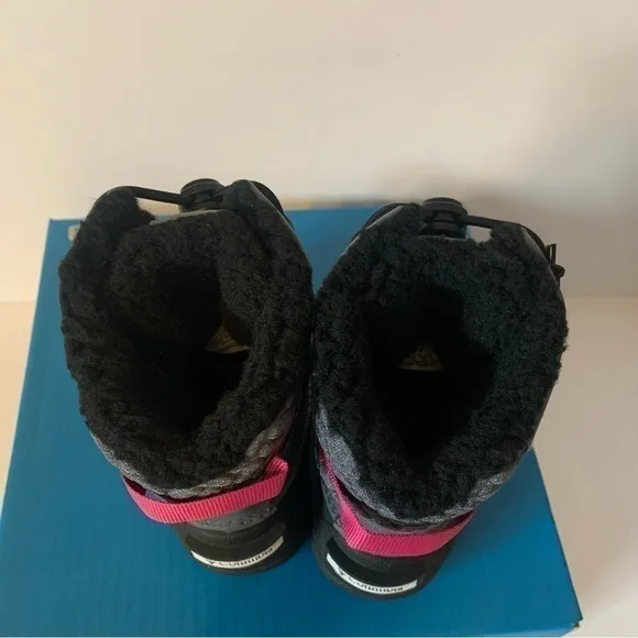 NIB. COLUMBIA Toddler Bugaboot Celsius Boots