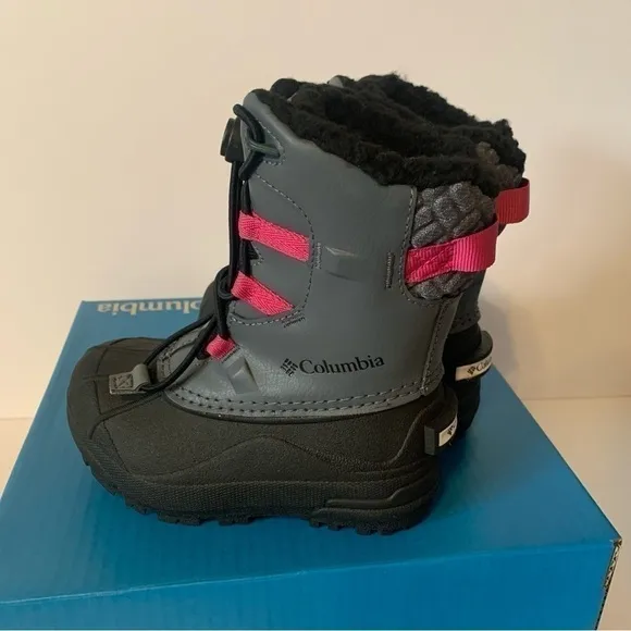 NIB. COLUMBIA Toddler Bugaboot Celsius Boots
