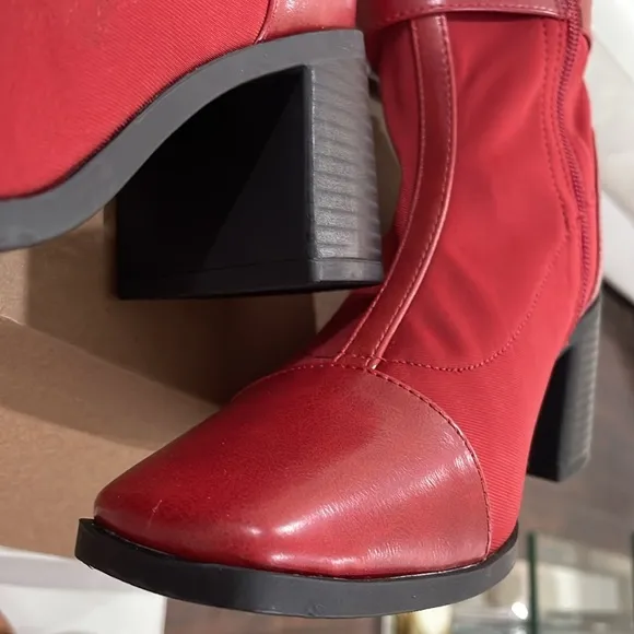 NIB Journee Collection red fabric knee high boots gold hardware 3” block heel 7M