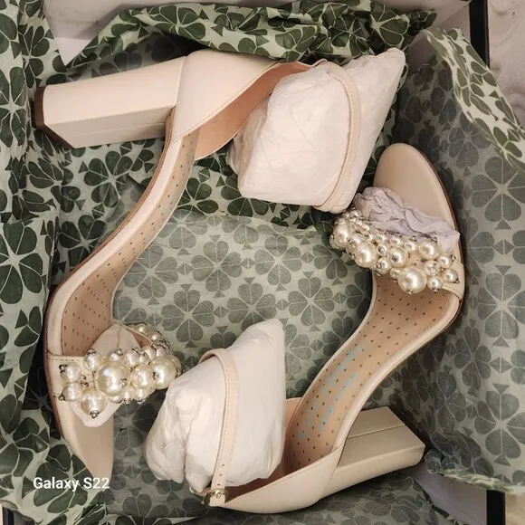 NIB Kate Spade Rosa Pearl Leather Heels. Size 9