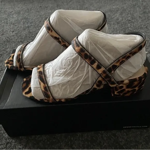 NIB Kenneth Cole Leopard Sandals