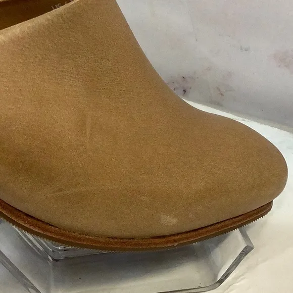 NIB Nisolo Women's Tan Mules Size 6.5
