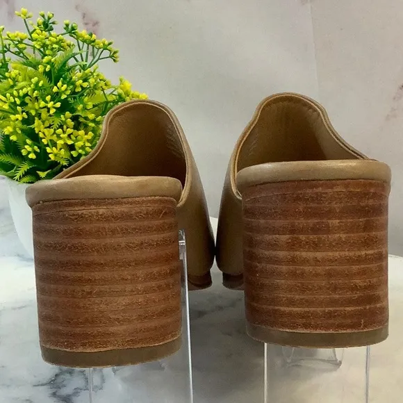 NIB Nisolo Women's Tan Mules Size 6.5