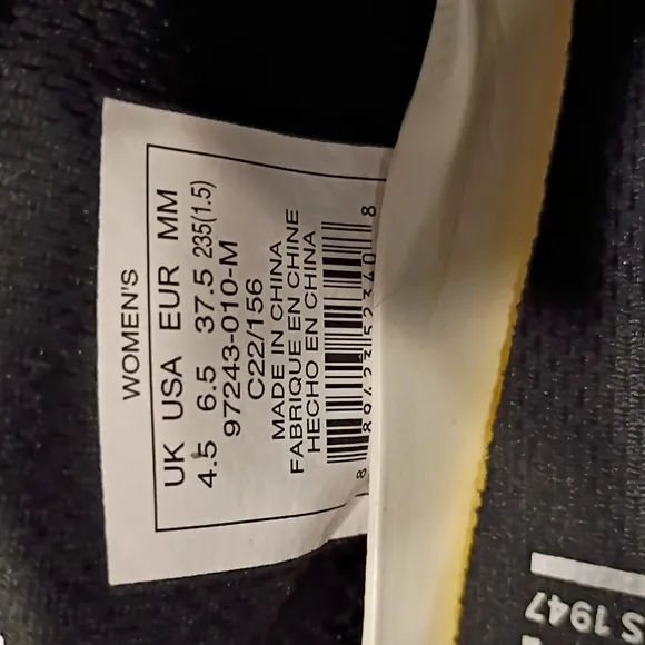 NIB Palladium Women's REVOLT LO TX 6.5 Black Shoes