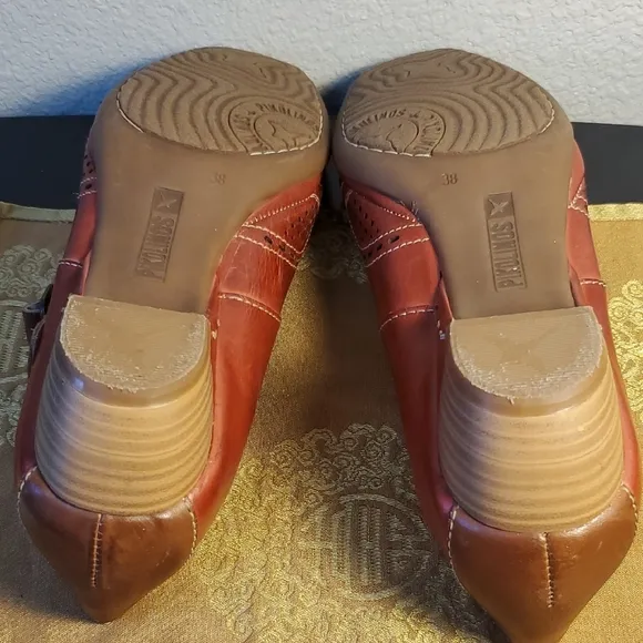 🦋NIB Pikolinos Red Leather Mary Jane Shoes