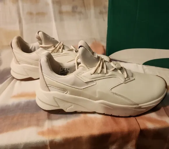 NIB Puma Women's Fier Nitro Size 10 Marshmellow Sneakers
