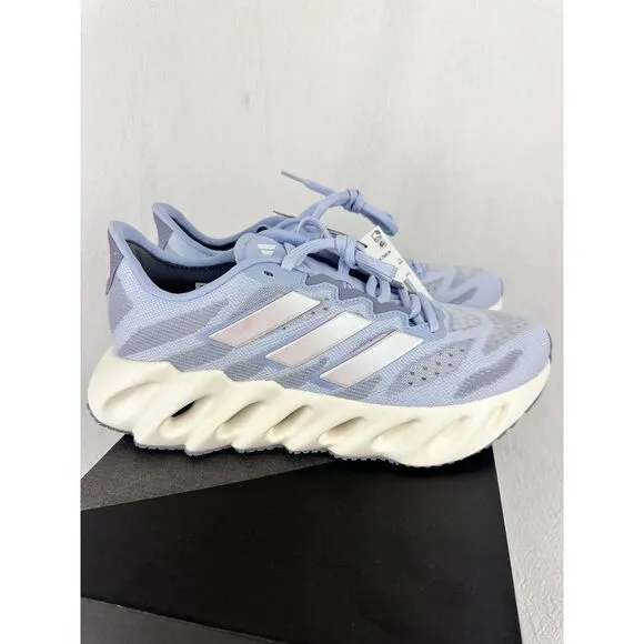 NIB WOMENS ADIDAS SWITCH FWD COURSE A PIED SNEAKERS SIZE 9 RUNNING SHOES