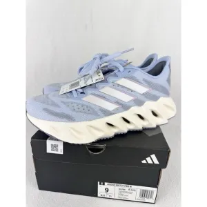 NIB WOMENS ADIDAS SWITCH FWD COURSE A PIED SNEAKERS SIZE 9 RUNNING SHOES