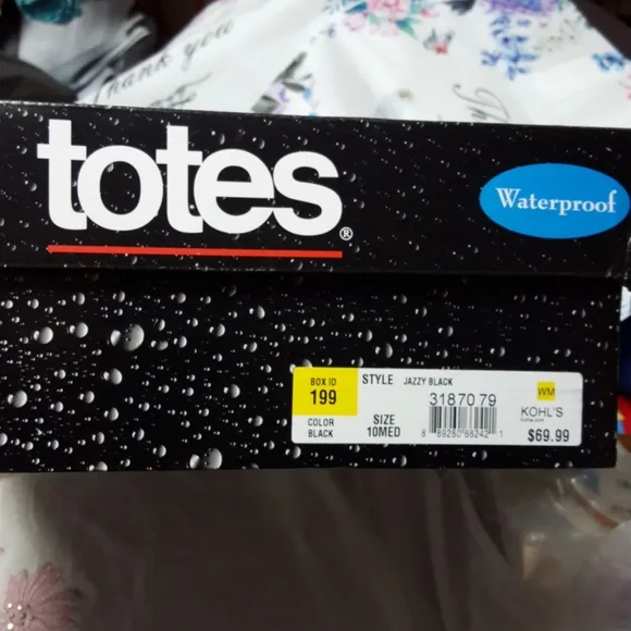 NIB womens Totes black waterproof boots
