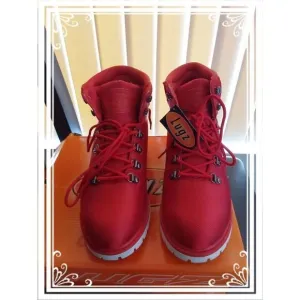 NIB~Lugz Grotto II Mars Red &amp; White Fashion Boots Sz 9.5M
