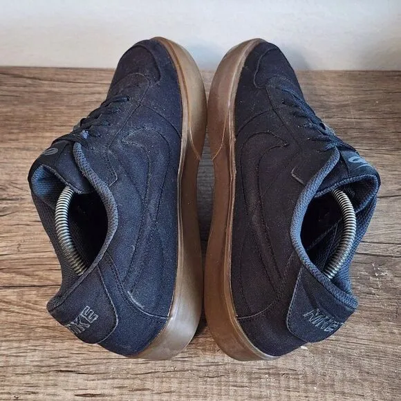 Nike 6.0 Mavrk Low 2 Men's Skate Shoes Size 10.5 Black/Gum