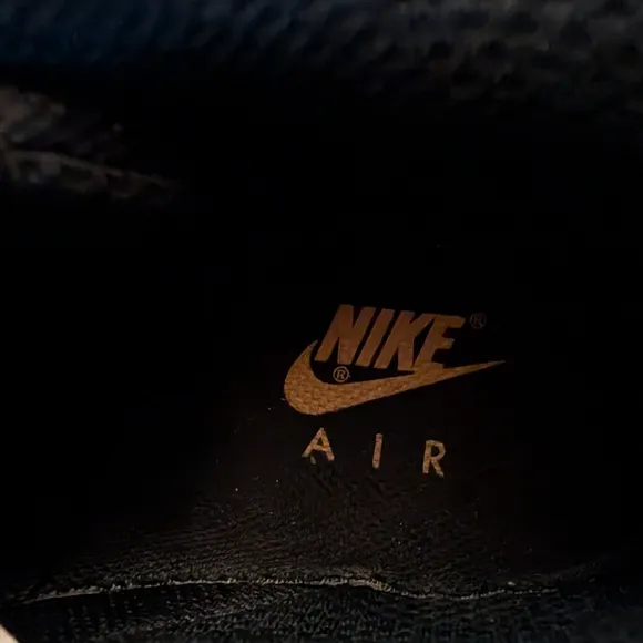 NIKE AIR FORCE 1 ‘07 LV8 ‘CUT-OUT’ Men’s Size 12 MSRP $230