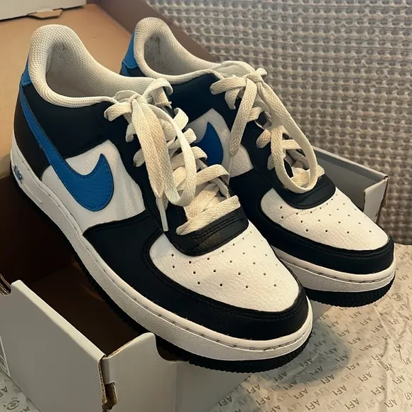 Nike Air Force one tennis shoes