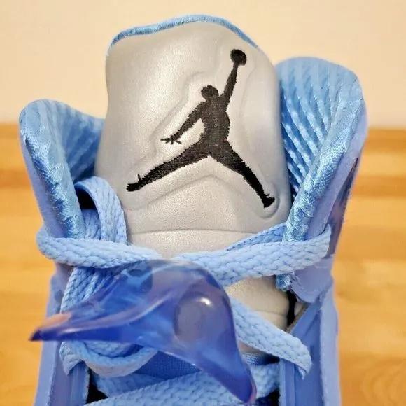 Nike Air Jordan 5 Retro SE UNC University Blue Black White DV1310 401 Mens Shoes