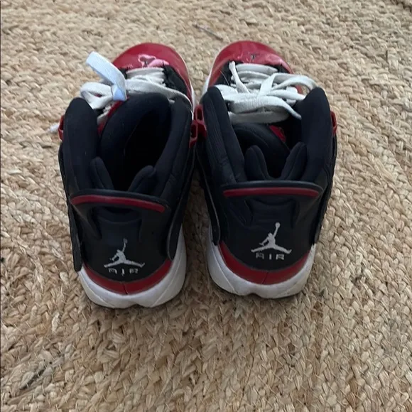 Nike Air Jordan Youth 7 Red and Black Athletic Shoes