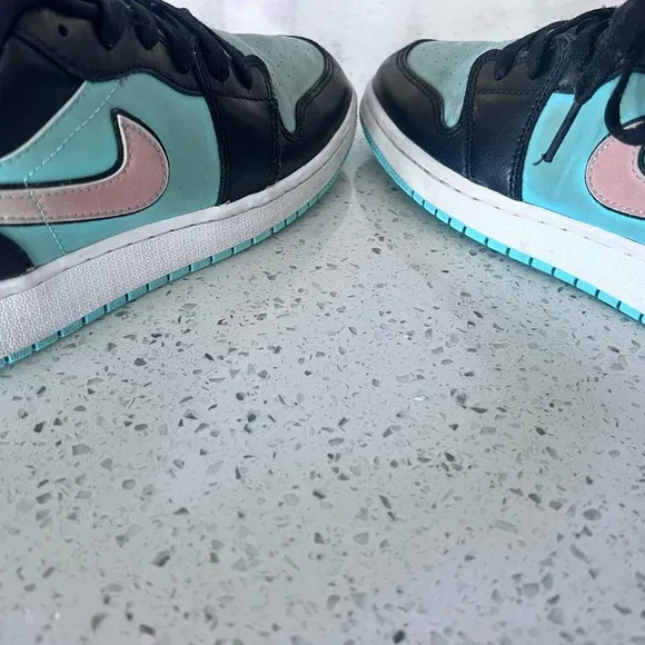 Nike Air Low Shoes Black and Teal Sneakers with Silver Swoosh