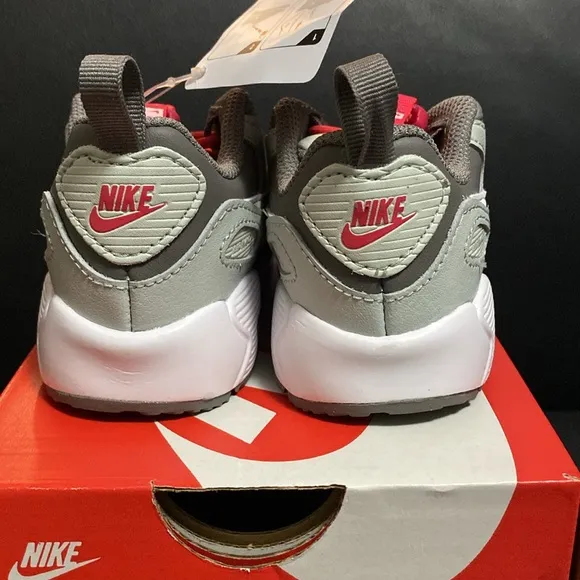 Nike Air Max 90 Toggle Kids Shoes - Gray and Red 6c NEW WITH TAGS