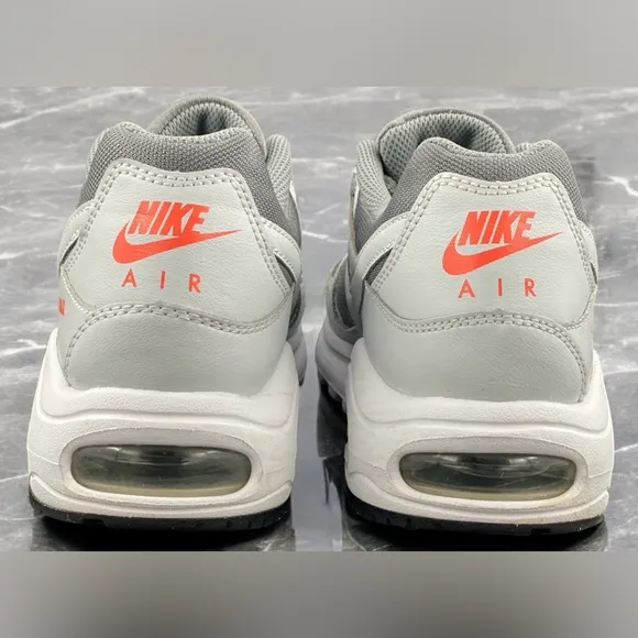 Nike Air Max Command Flex 'Grey White Women Size 6