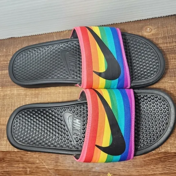 NIKE - Benassi JDI Rainbow Slide Sandals