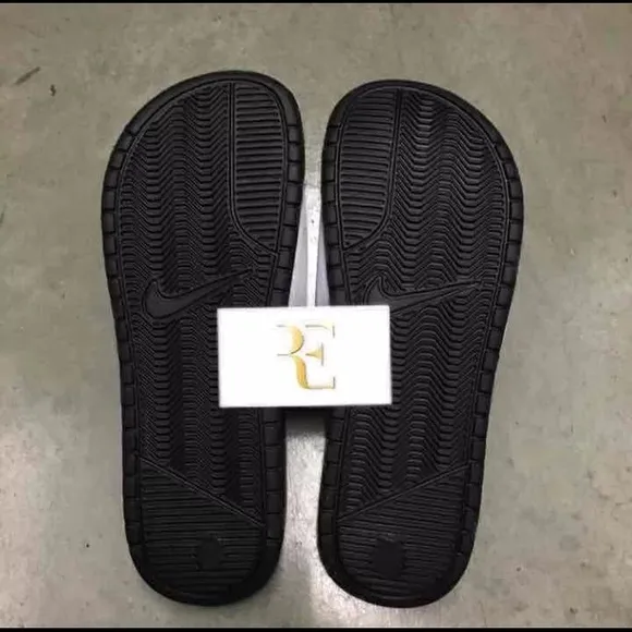 NIKE BENASSI SLIDES JUST DO IT WHITE BLACK