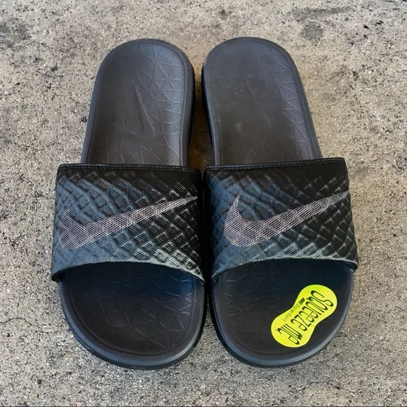NIKE BENASSI SOLARSOFT SLIDES JDI BLACK  RAIDERS