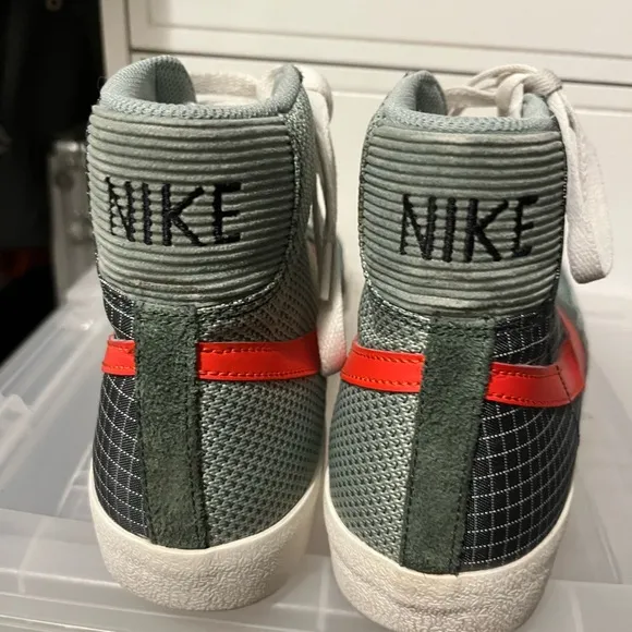 Nike Blazer Mid 77 Patch Sneakers with Orange Swoosh Mens Size 10