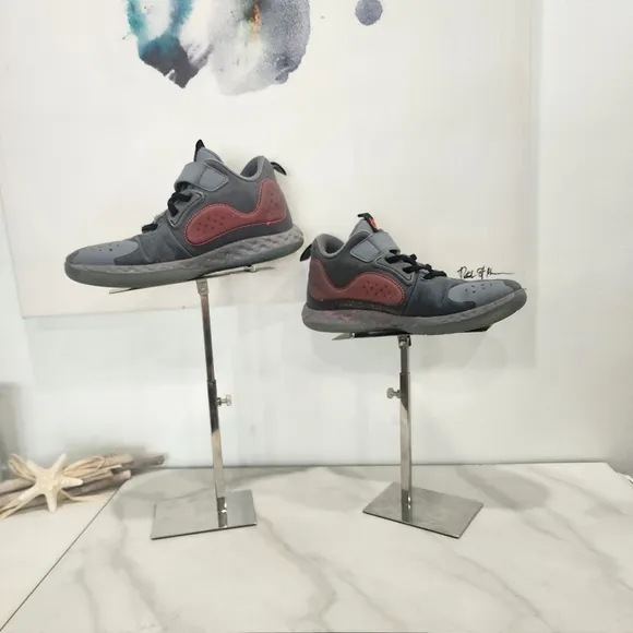 [NIKE] boys size 3- KD trey 5 VII- CUTEST gray/ black &amp; hot pink sneakers.
