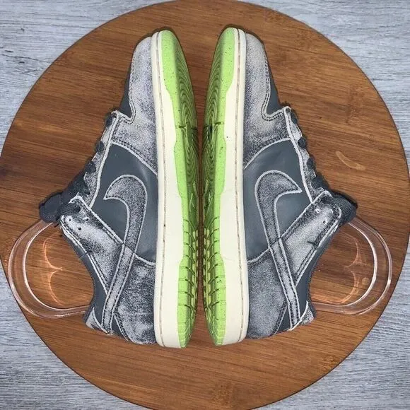 Nike Dunk Low SE (PS) Iron Gray Phantom Ghost Green Size 1Y Halloween DQ6216-001