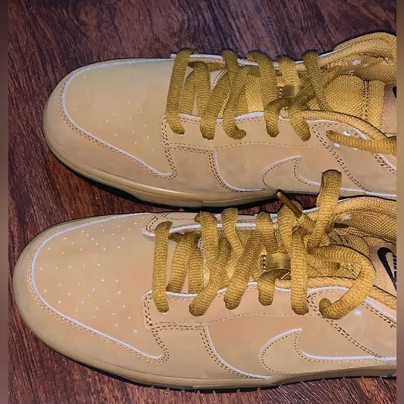 Nike Dunk size 13 Men's Tan Sneakers