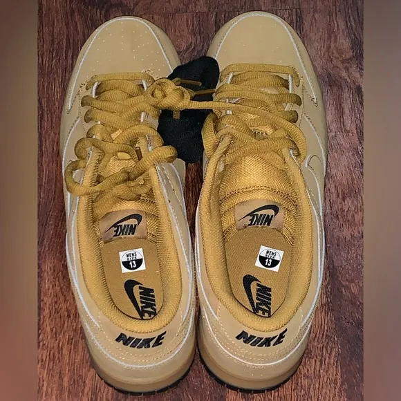 Nike Dunk size 13 Men's Tan Sneakers