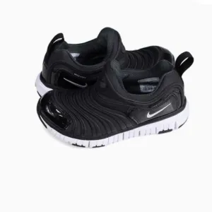 Nike Dynamo Free TD Sneaker