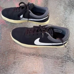 Nike Eric Koston SE Black/White/Grey Lunarlon Skate Shoes EUR 42 / US 10