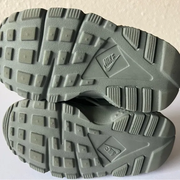 Nike Huarache Run Low Sequoia - Black/Gray Toddler Size 6